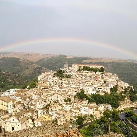 Incanto Barocco Pensión 3*